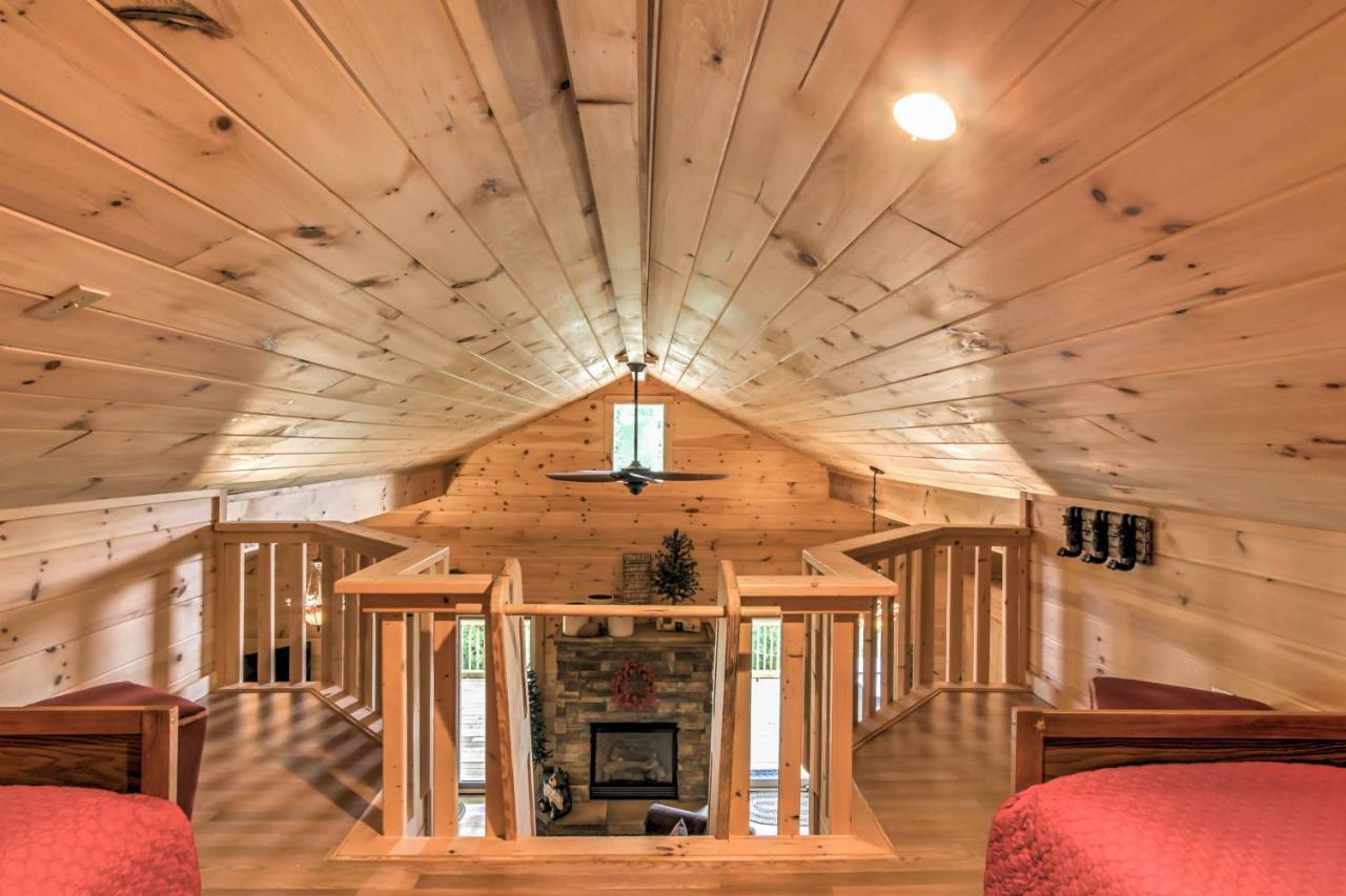 Private Sevierville Cabin With Mountain Views And Loft Eksteriør billede