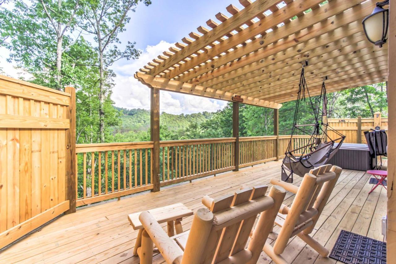 Private Sevierville Cabin With Mountain Views And Loft Eksteriør billede